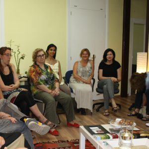 Hipnosis grupal en MedHipnosis con la doctora Costa